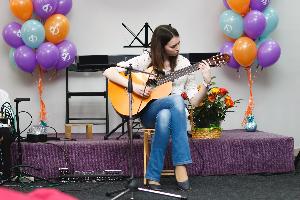Уроки по гитаре для детей и взрослых Город Оренбург