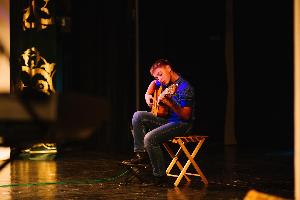 Уроки по гитаре для детей и взрослых Город Оренбург fGszSJBlNtU.jpg